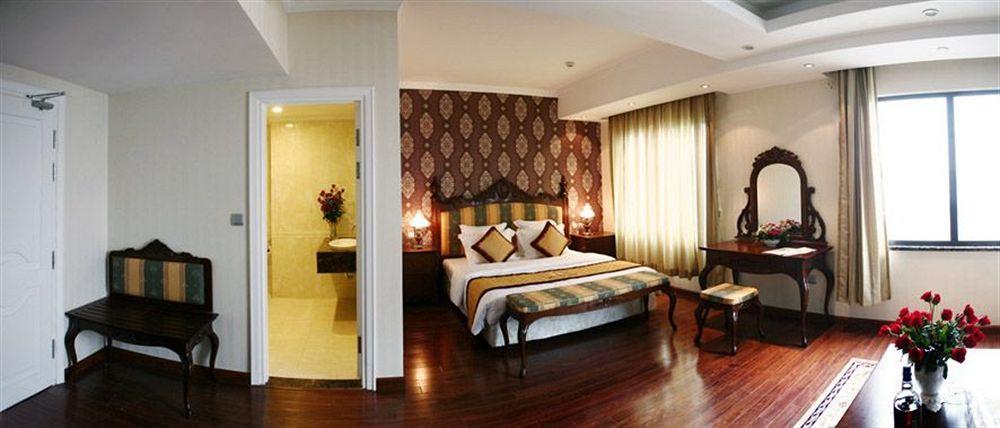 Royal Gate Hotel Hanói Quarto foto